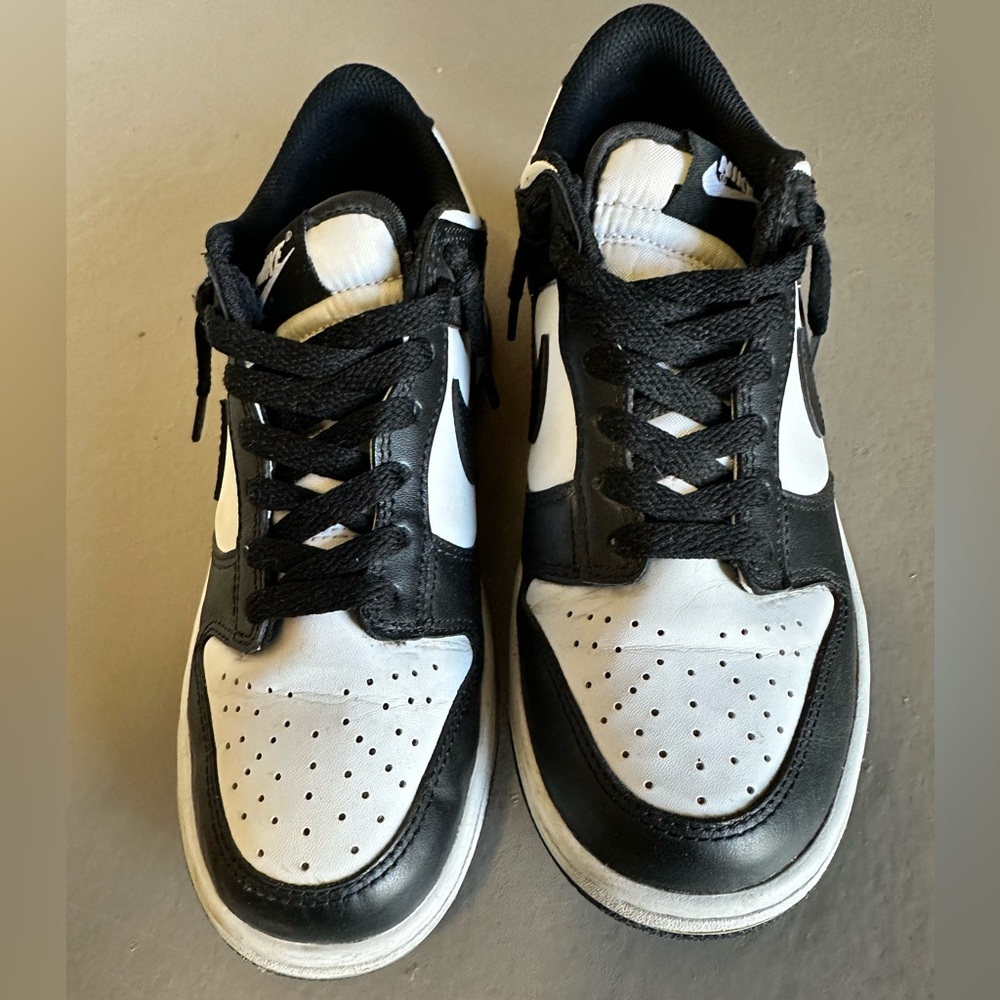 Nike Dunks - Picture 2 of 3